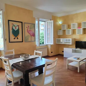 https://benedetta-house-check-in-at-via-garibaldi-n-104.hotelitalianriviera.com